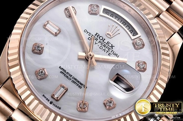 0423 RDD0223A – DayDate 36mm Packable 702